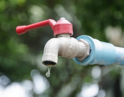 How to Repair a Leaking Outdoor Faucet