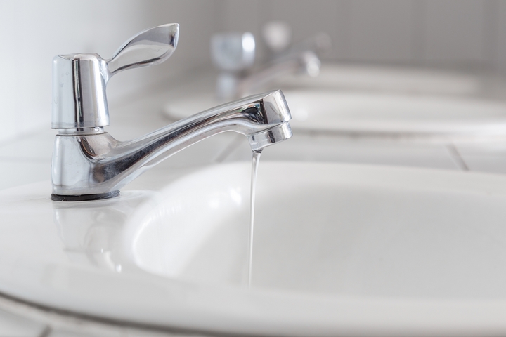 7 Common Causes of Low Water Pressure in a House