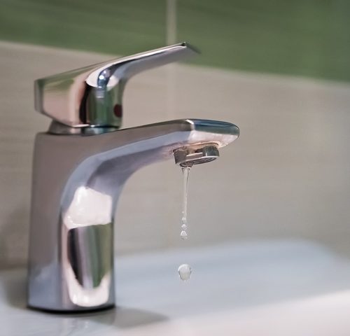 How to Fix a Dripping Faucet in 8 Steps