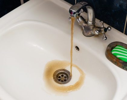 What The Colour of Your Tap Water Says About Your Plumbing