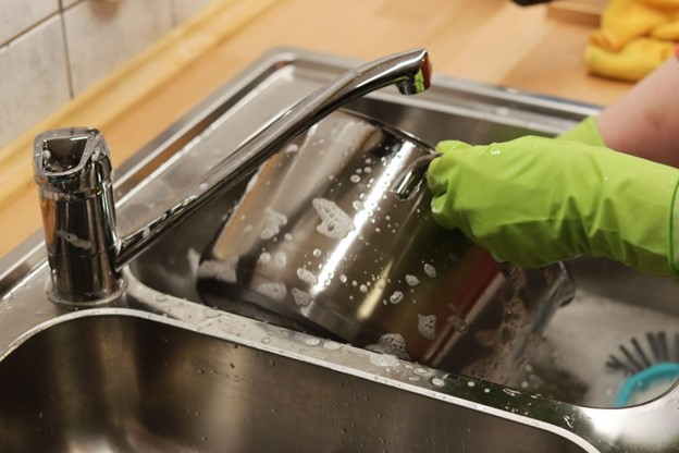 Why Should I Avoid Pouring Fats, Oils and Greases Down My Kitchen Sink?