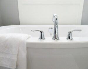 Why Isn't My Bathtub Holding Any Water?